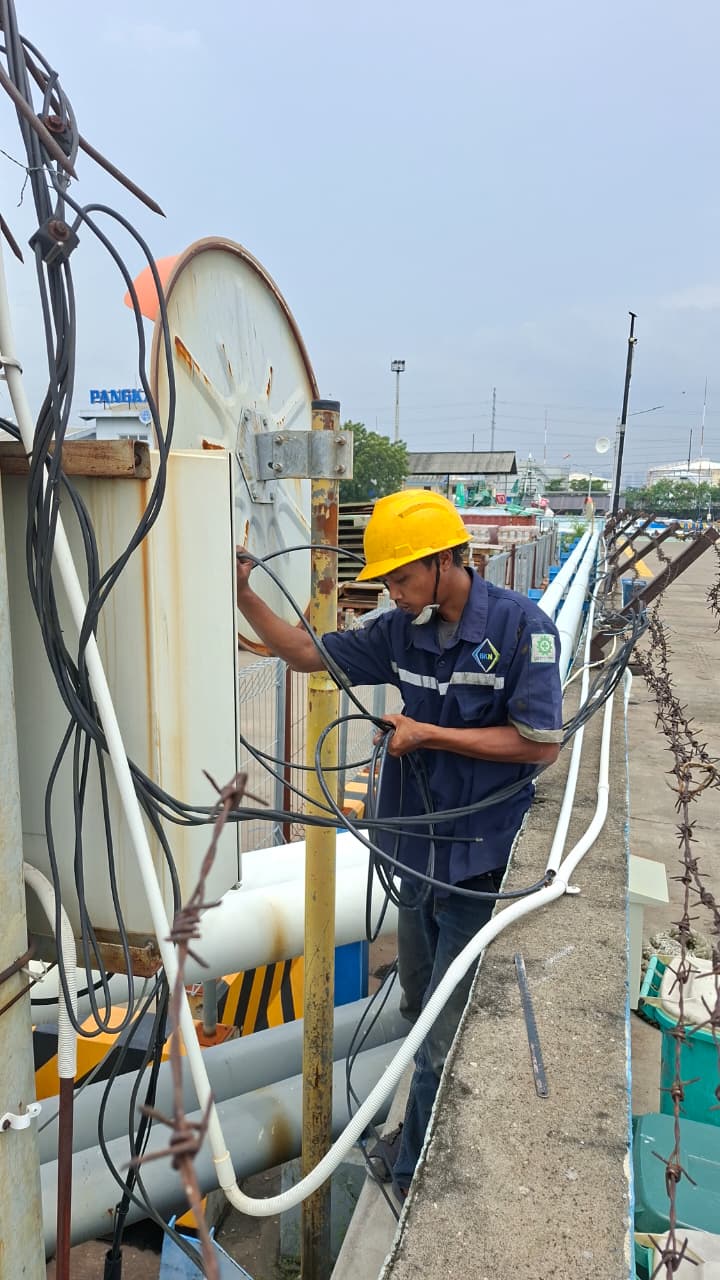 Instalasi Fiber Optic PT Pelindo